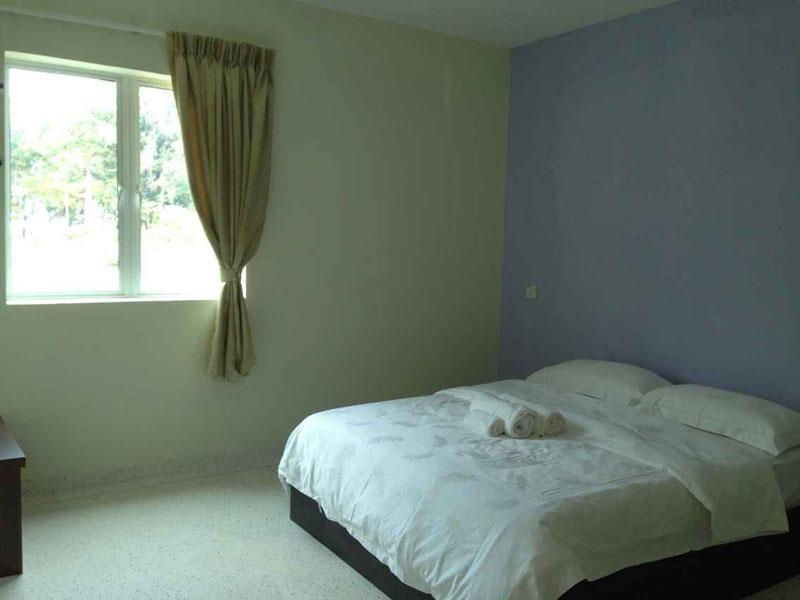 First Guest House Kuantan Kültér fotó